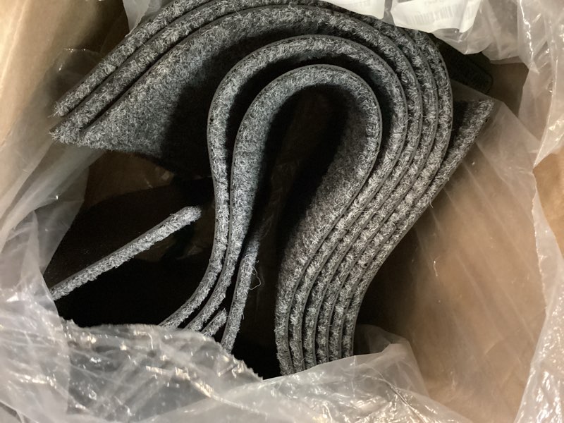 https://lotting-media.assets.bidfta.com/lotting_690eb633-bc3d-4a7a-b23f-0d7292926def