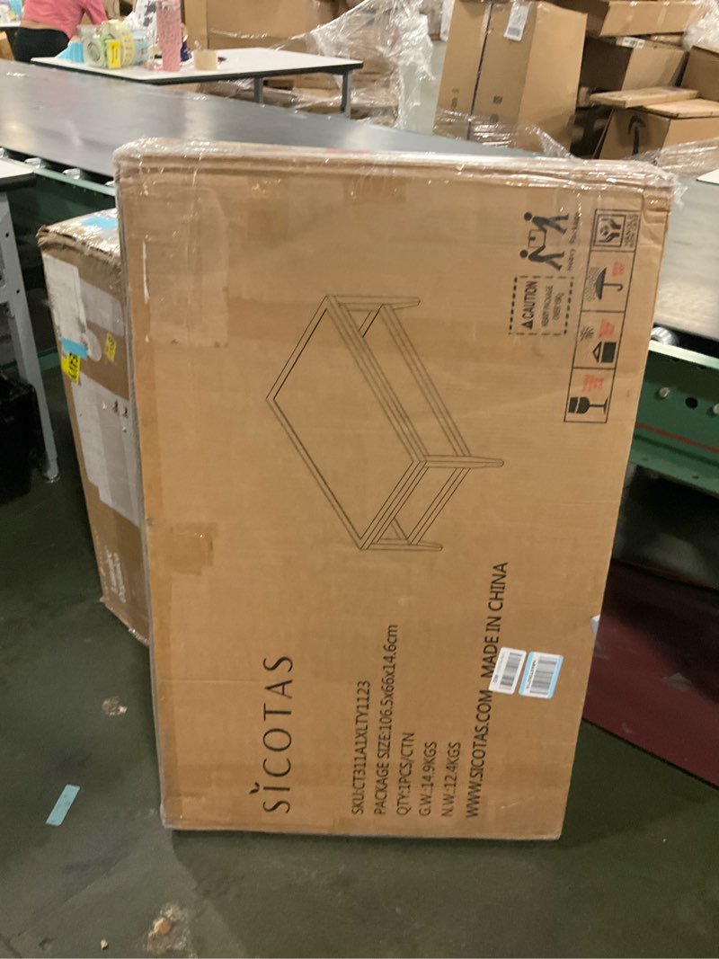 https://lotting-media.assets.bidfta.com/lotting_69120f17-7e1a-4e2f-a897-417149ec83bc