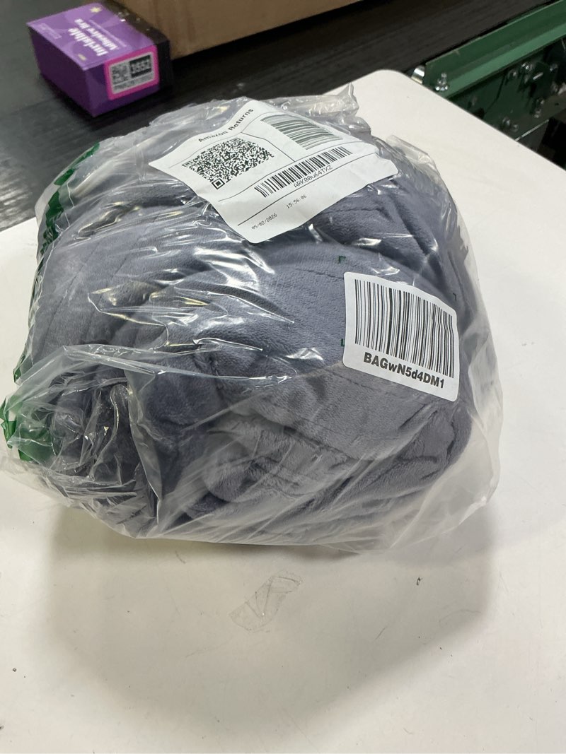 Condition photo showing Good Condition for Heated Blanket Throw 50" x 60" - Soft Flannel Sherpa Electric Blanket Throw with 5 Heating Levels & 4 Hours Auto Off, Machine Washable, Ideal Gift for Grandma (Purple) 01 - Purple Throw - 50" x 60"