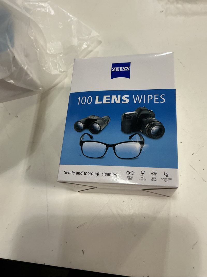 Condition photo showing New/Like New for (pack 4 of box)zeiss gentle and thorough cleaning eyeglass lens cleaner wipes, 100 count