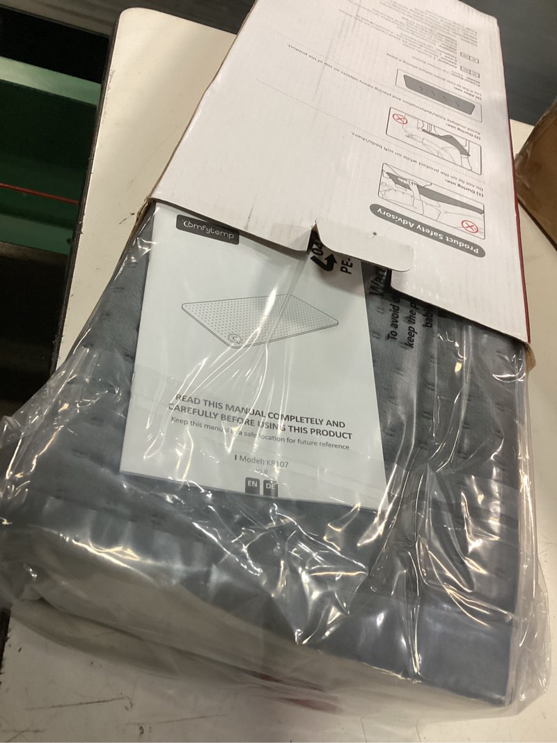 Condition photo showing Good Condition for comfytemp 12v/24v car electric blanket for back soothing 17" x 33", 4 heat settings, 11 auto-off, portable mini travel blanket for shoulders neck hip, truck, suv, washable for driver men women winter 17"x33"