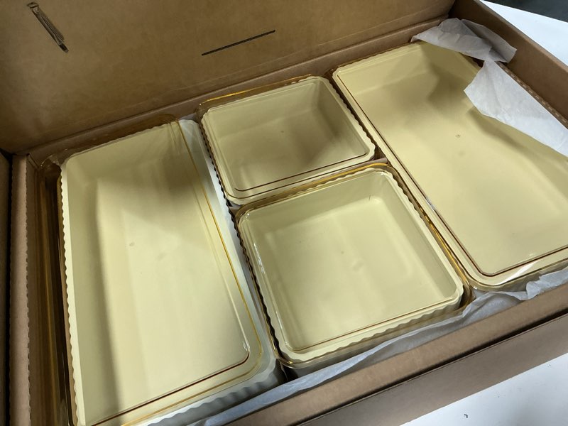 Condition photo showing Good Condition for 9-piece baking set, non-stick bakeware set with 2 large silicone trays, 2 small silicone trays with lids, baking sheet tray, oven-safe upto 450°f