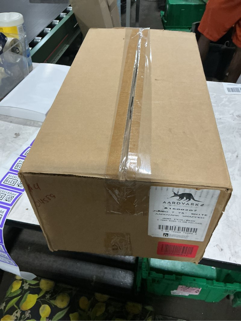 Condition photo showing New/Like New for aardvark 7.75" white jumbo paper straws, 4,800 ct