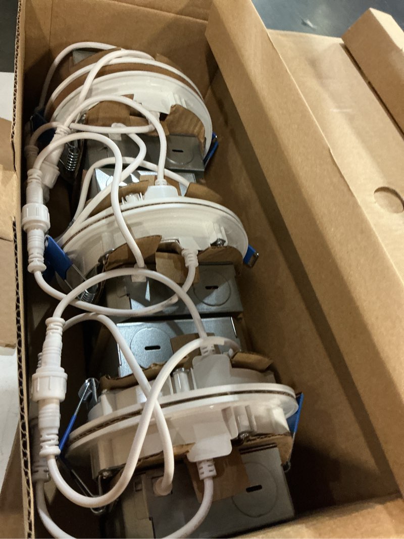 Condition photo showing New/Like New for halo hlbe 4 in. ultra-thin downlight 3000k fixed cct new construction/remodel integrated led recessed light kit 6 pk