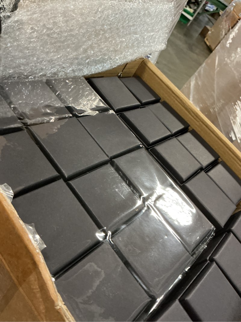 Condition photo showing Good Condition for Landical 300 Pcs Jewelry Gift Boxes 2 x 2 x 1.2 Inch Small Cardboard Gift Boxes for Jewelry Square Earring Ring Box with Foam Cushion Insert for Necklace Bracelets Bangles Displaying, Black