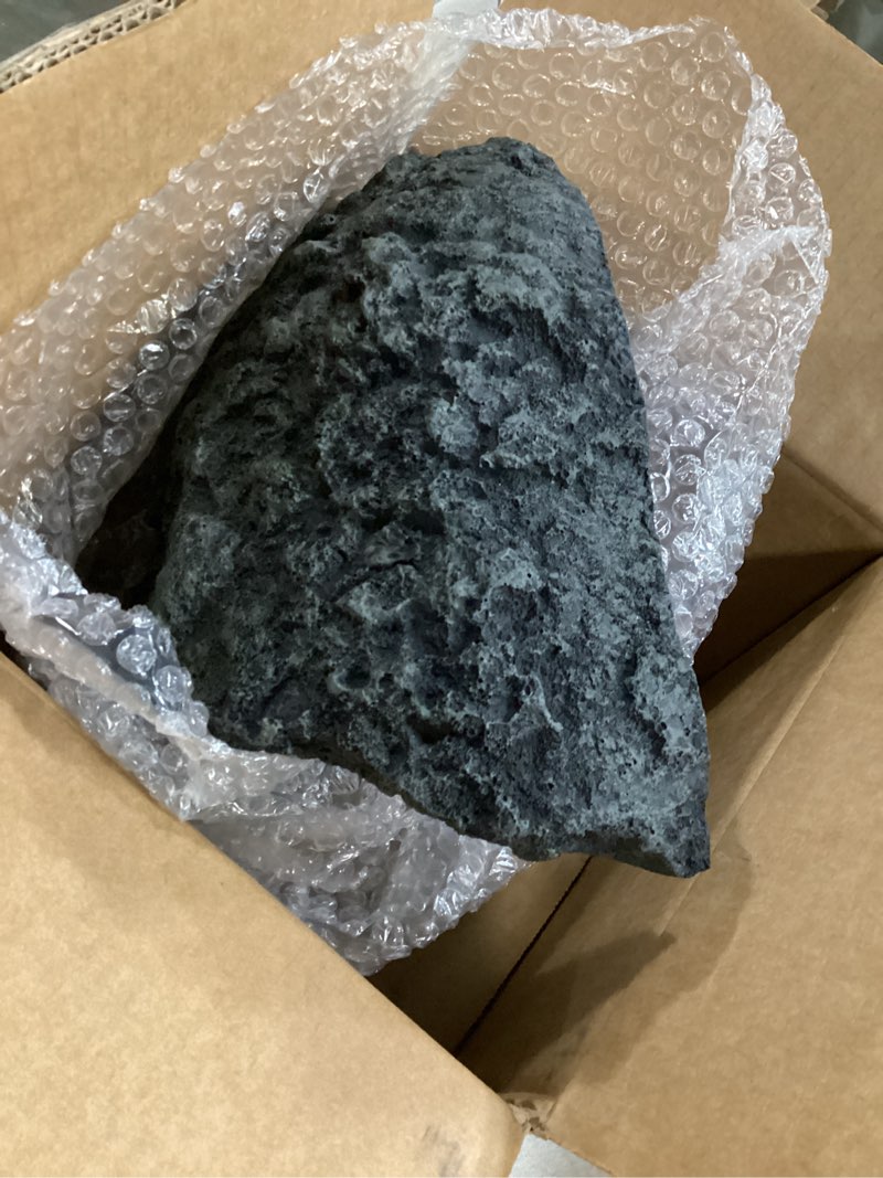 Condition photo showing Good Condition for large rock cave hideout for reptiles & amphibians - ideal for bearded dragons, turtles, snakes, lizards, geckos, tortoises & small pets - terrarium & aquarium decor, safe reptile habitat b- large