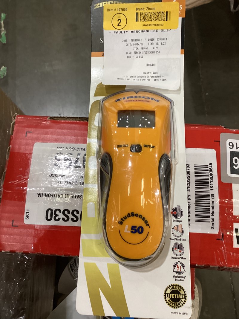 Condition photo showing Good Condition for zircon 61386 studsensor pro lcd stud finder
