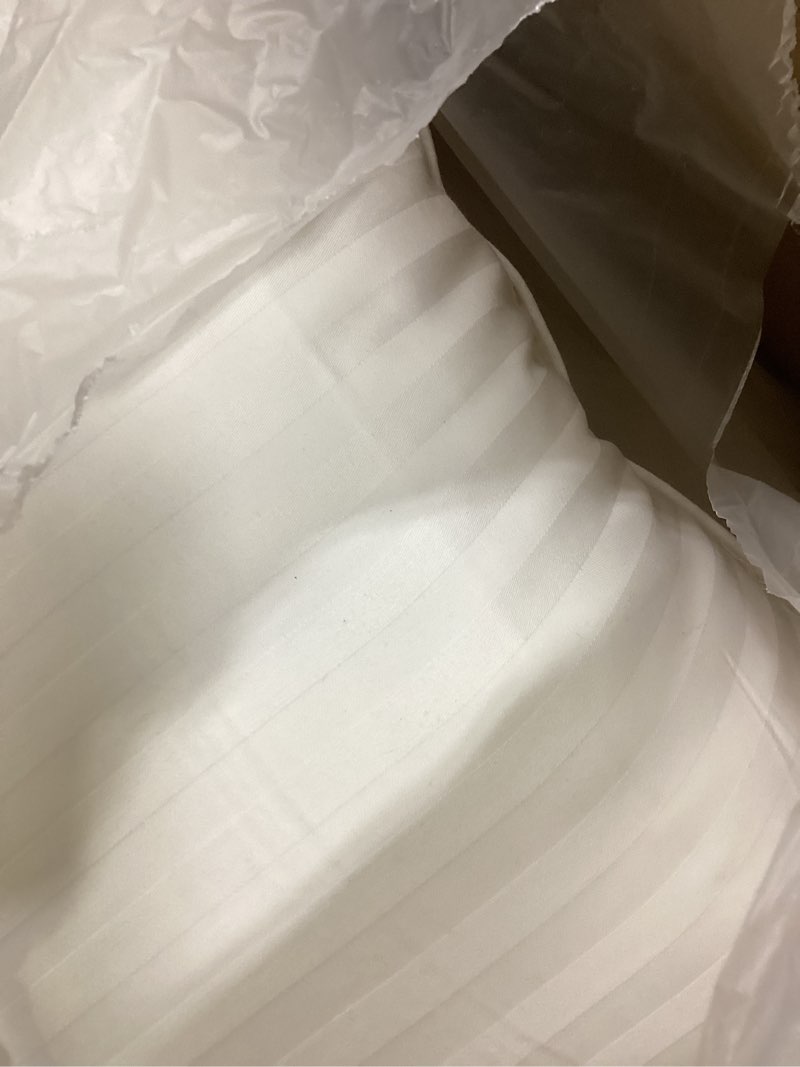 Condition photo showing As Is for Beckham Hotel Collection Bed Pillows Standard/Queen Size Set of 2 - Original Soft Down Alternative Pillow for Sleeping - Soft Support for Back, Stomach or Side Sleepers