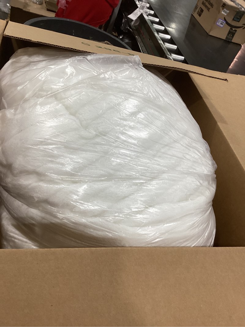 Condition photo showing Good Condition for Andency Fluffy Queen Comforter Set, Super Soft White Comforters Queen Size, Winter Warm Fleece Faux Fur Bedding Set, Luxury Plush Fuzzy Bed Set 3 Pieces (1 Shaggy Comforter, 2 Pillowcases) White Queen (90"x90")