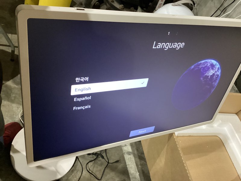 Condition photo showing Good Condition for lg 27-inch stanbyme 2 with folio cover, portable touch screen, dolby vision, hdr10, filmmaker mode, built-in battery, full swivel rotation (27lx6tyga, 2025)