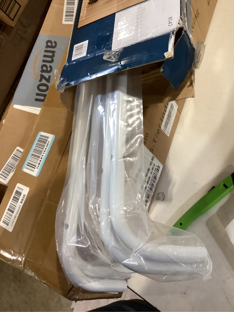 Condition photo showing Good Condition for closetmaid 8040 18-pair over the door shoe rack, 5-inch d x 58-inch h x 22.63-inch w, white