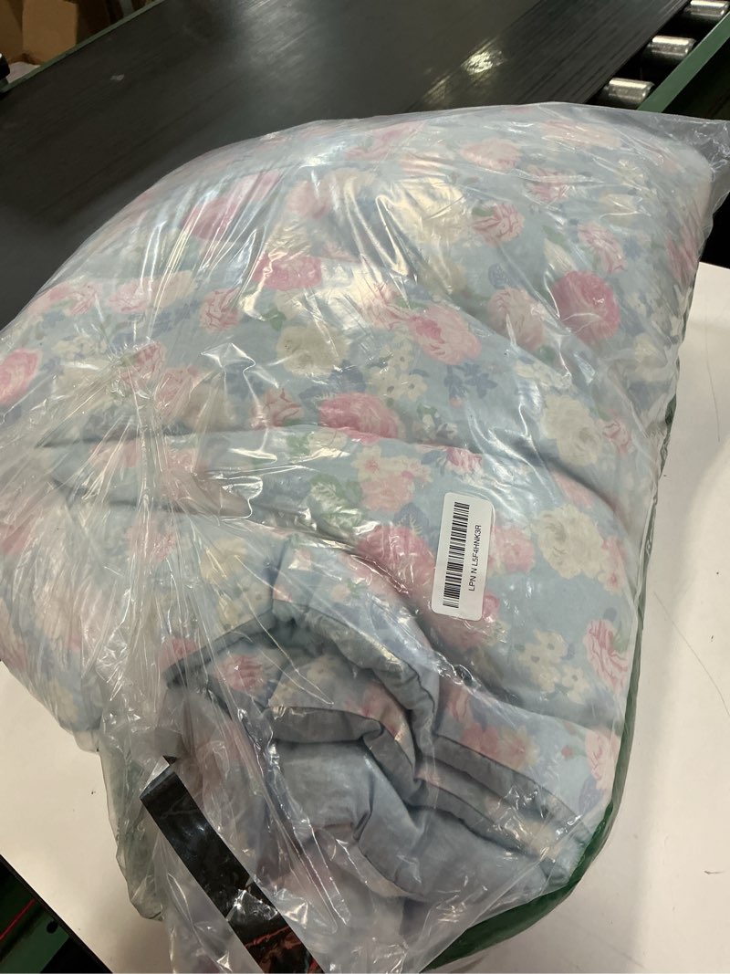 Condition photo showing As Is for Joyreap 3pcs Floral Cotton Comforter Set for Girls, Pink n Blue Floral Design, Twin Size Soft n Cozy Kids Bedding Comforter for All Season- 68x88 inches