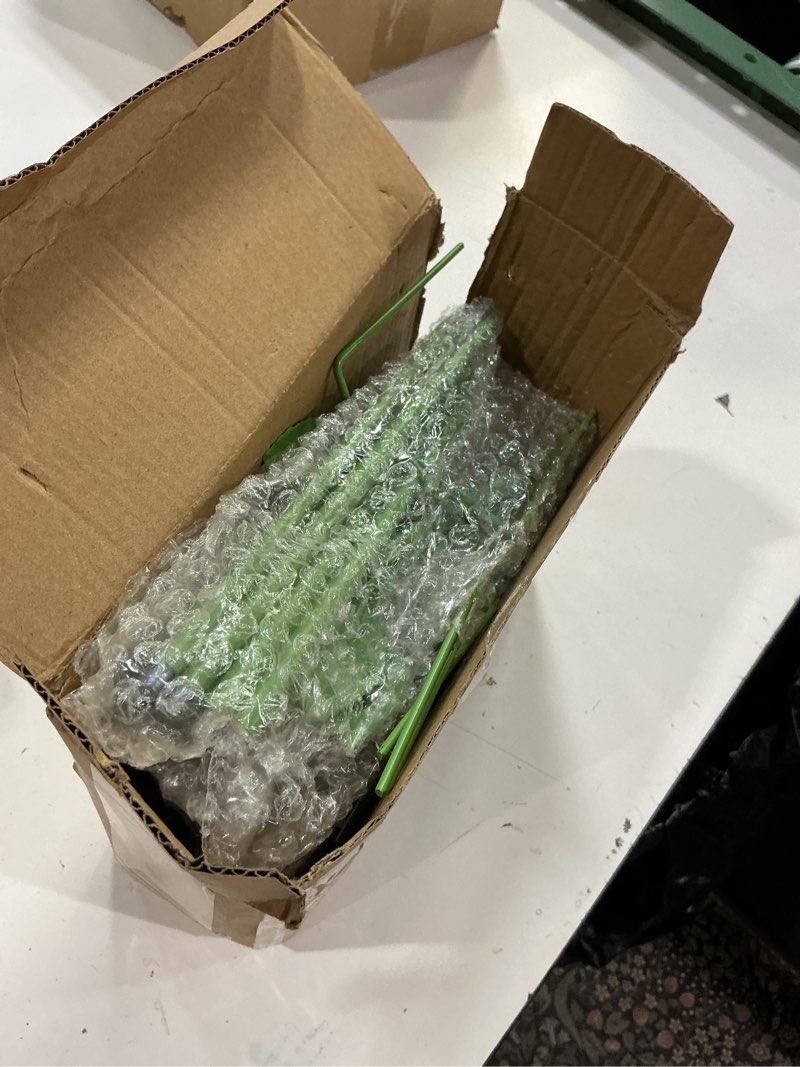 Condition photo showing New/Like New for 6 pack bee watering station, bee bath for garden metal bee water feeder with flower design, colorful butterfly bee bath bowl for outdoor garden yard decor 6 pack(red,green,blue,yellow,purple,deep red)