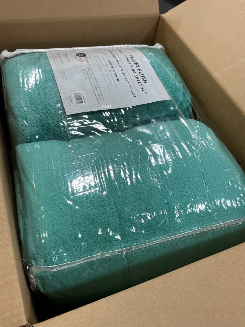 Condition photo showing Good Condition for Great Bay Home 4-Piece Velvet Plush Micro Fleece California King Size Sheet Set - Deluxe Microplush Non-Pilling Bed Sheets- Lavish Sherpa Winter Bedding Set (Aqua) Cal King - 4 Piece Set 16 - Aqua