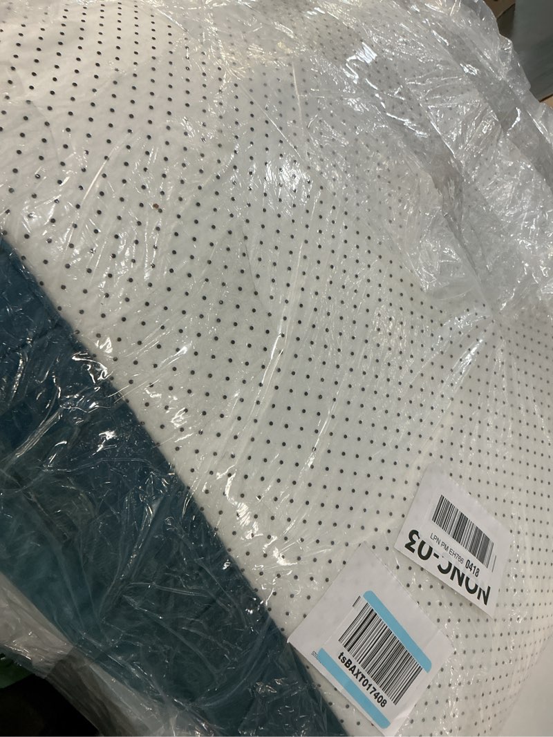 Condition photo showing Good Condition for Baby Play Mat 1.2" Thick Memory Foam Nursery Rug Area Rug, 9’2” X 6’7” Yoga Mat Playmat Crawling Mat for Baby,Toddlers, Infants, Kids,Floor Mat Tatami Mat for Living Room with Non-Slip(Green) Indigo 9'2"x6'7"