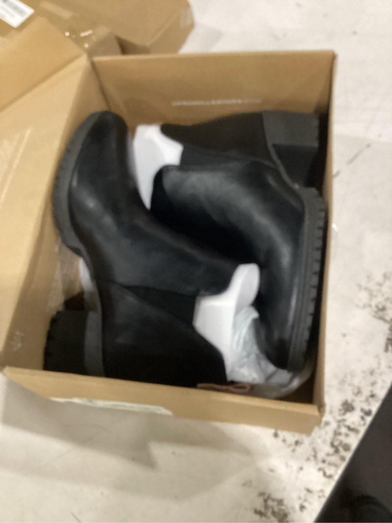 Condition photo showing As Is for dr.scholl's shoes women's london 8 black smooth