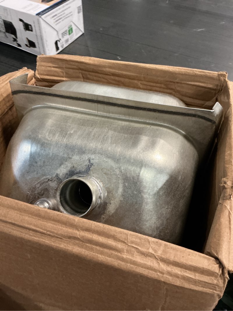 Condition photo showing As Is for spectra premium gm11c fuel tank