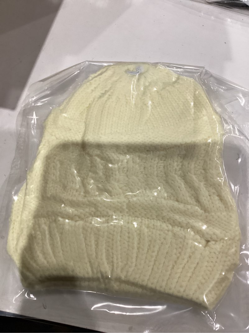 Condition photo showing Good Condition for PFFY Ponytail Beanie Hat for Women Winter Warm Knit Beanies High Bun Hats Skull Cap 1 Pack One Size Beige (Ponytail)