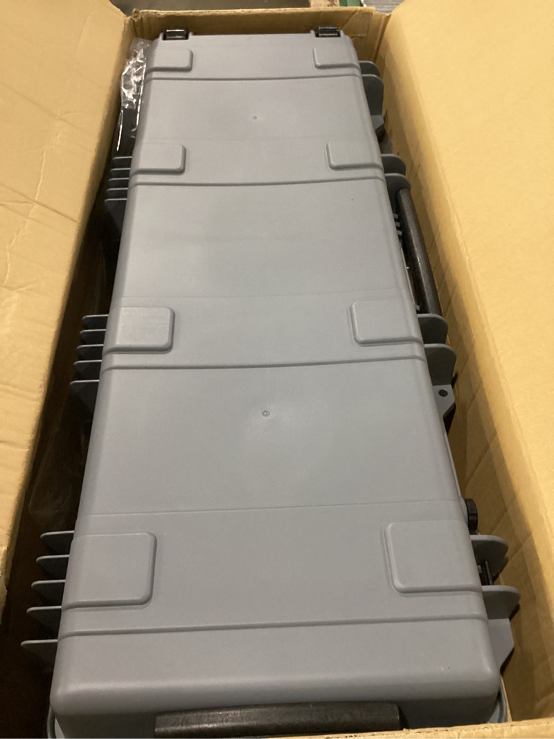 Condition photo showing Good Condition for vevor rifle case, rifle hard case with 4 layers fully-protective foams, lockable hard gun case with wheels, ip67 waterproof & crushproof, for rifles or shotguns 42 inch grey