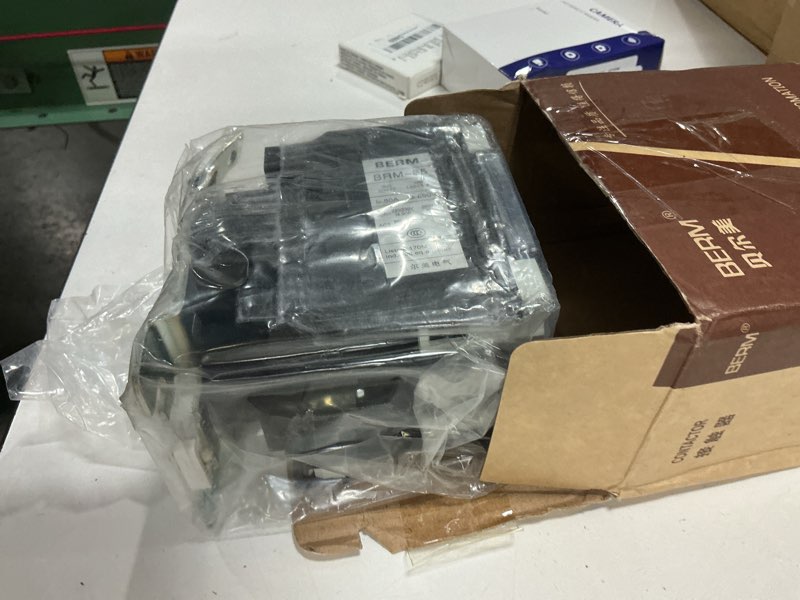 Condition photo showing Good Condition for cjx2-6511 ac contactor high sensitivity industrial electrical 220v 65a