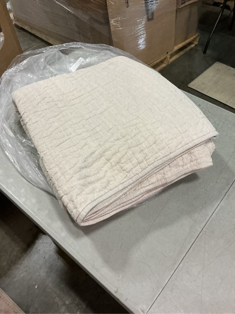 Condition photo showing New/Like New for european linen cotton stitch quilt  king/cal king  tan