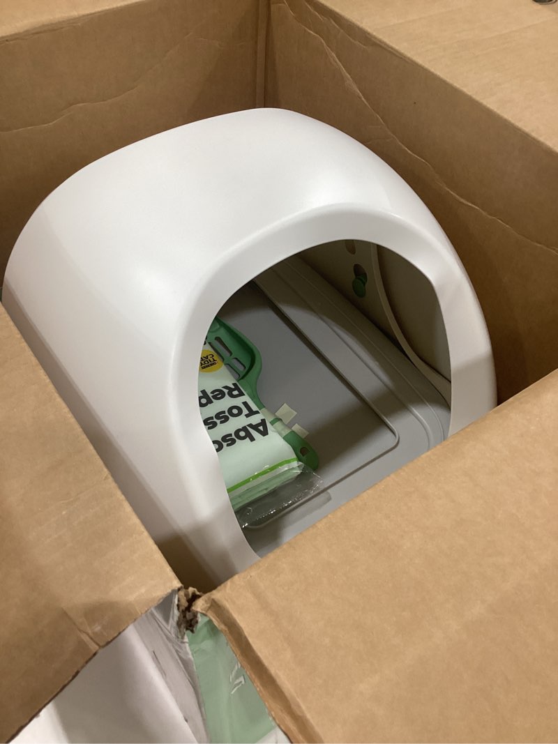 Condition photo showing Good Condition for Purina Tidy Cats Breeze Covered Cat Litter Box System Kit with Pellet Cat Litter, Hooded Litter Box, and Litter Box Pads