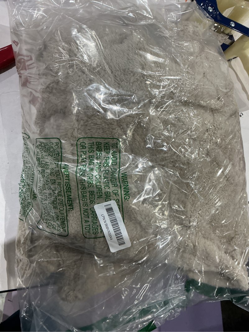 Condition photo showing Good Condition for aganear fleece throw blanket - cozy soft lightweight fuzzy throw blanket for women portable throw blankets for couch, warm present for birthday, christmas, halloween, housewarming(50"x60", khaki) khaki throw(50×60in)