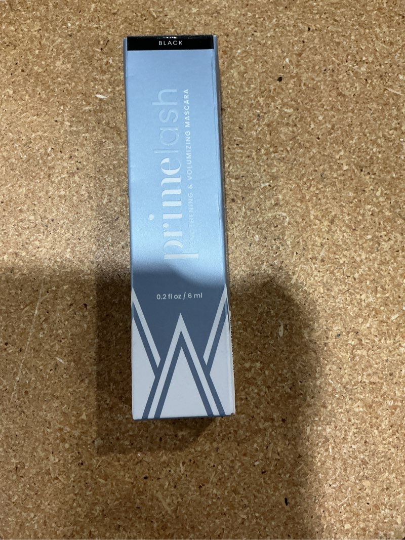 Condition photo showing New/Like New for primelash mascara for older women – volumizing, incredible length in 2 coats – long-stay, zero clumps, hypoallergenic (black)