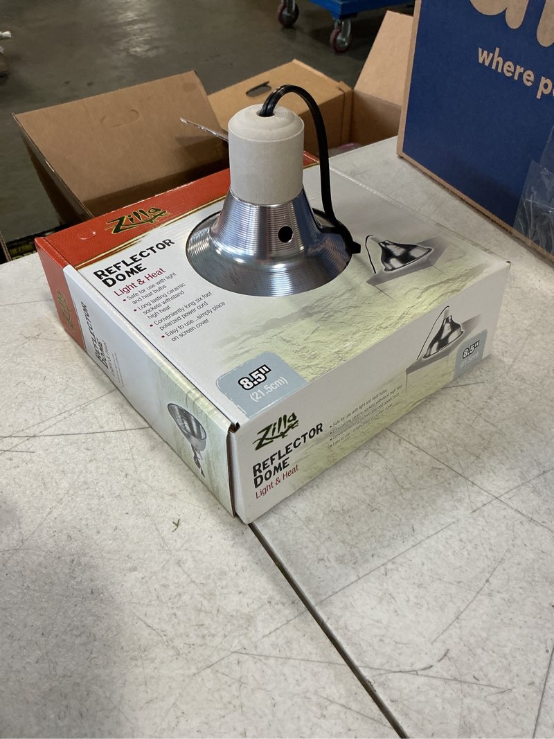 Condition photo showing New/Like New for Zilla Reflector Dome Light & Heat Terrarium Light Fixture  8.5   Silver
