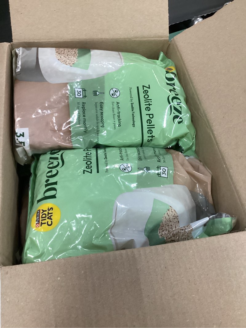 Condition photo showing New/Like New for purina tidy cats breeze cat litter pellets refill - 3.5 lb. pouch original pellets original 3.5 pound (pack of 5)