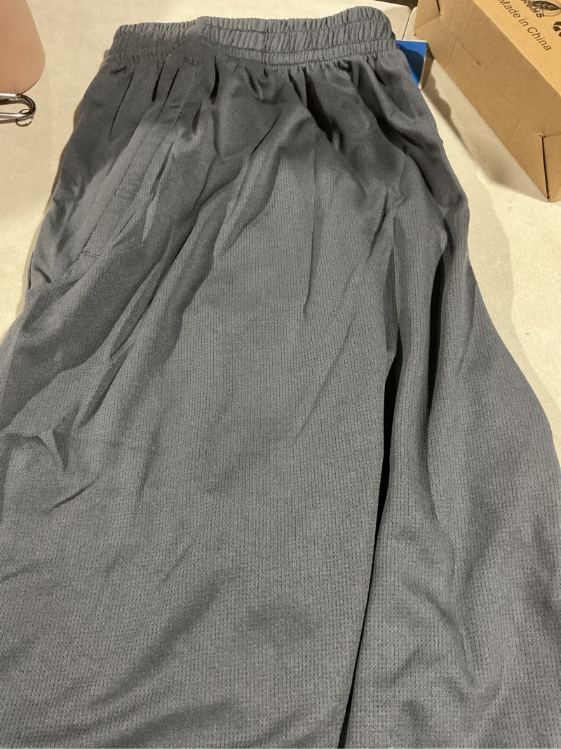 Condition photo showing Good Condition for NORTHYARD Men's 10" Athletic Basketball Shorts with Zipper Pockets Quick Dry Lightweight Running Workout Gym Tennis Shorts Large Smoke Grey