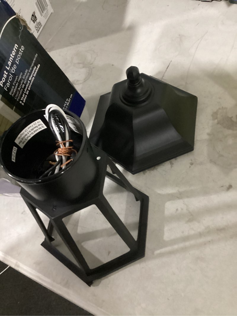 Condition photo showing Good Condition for project source banterling 14.5-in black traditional outdoor light post lantern