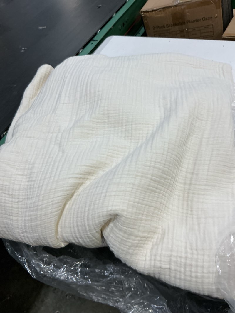 Condition photo showing Good Condition for quince organic 100% long-staple cotton airy gauze set duvet cover + shams , queen/full ivory