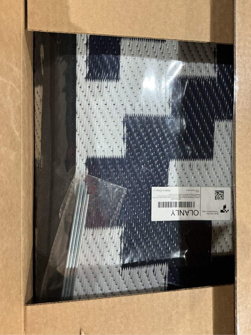 Condition photo showing New/Like New for olanly waterproof outdoor rug 8x10 ft, outdoor plastic straw rug for camping, rv mat outside, indoor outdoor carpet for porch, deck, backyard, balcony, picnic, navy & white navy blue & white geometric 8' x 10' (rectangular)