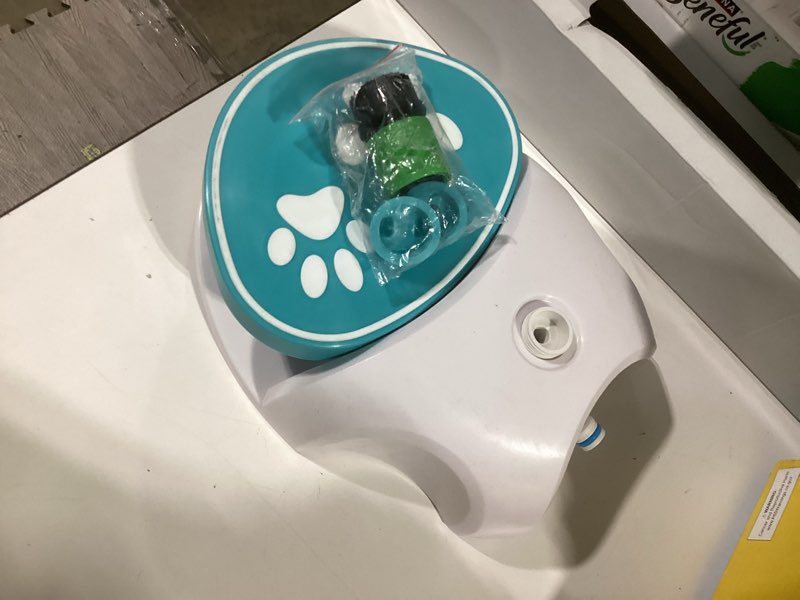Condition photo showing Good Condition for vibrant life pet water pedal  4 pieces