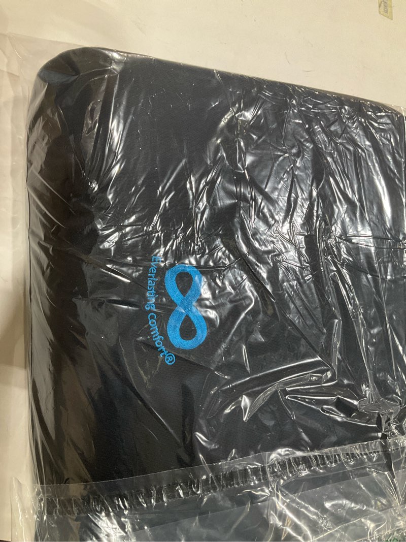 Condition photo showing Good Condition for seat cushion