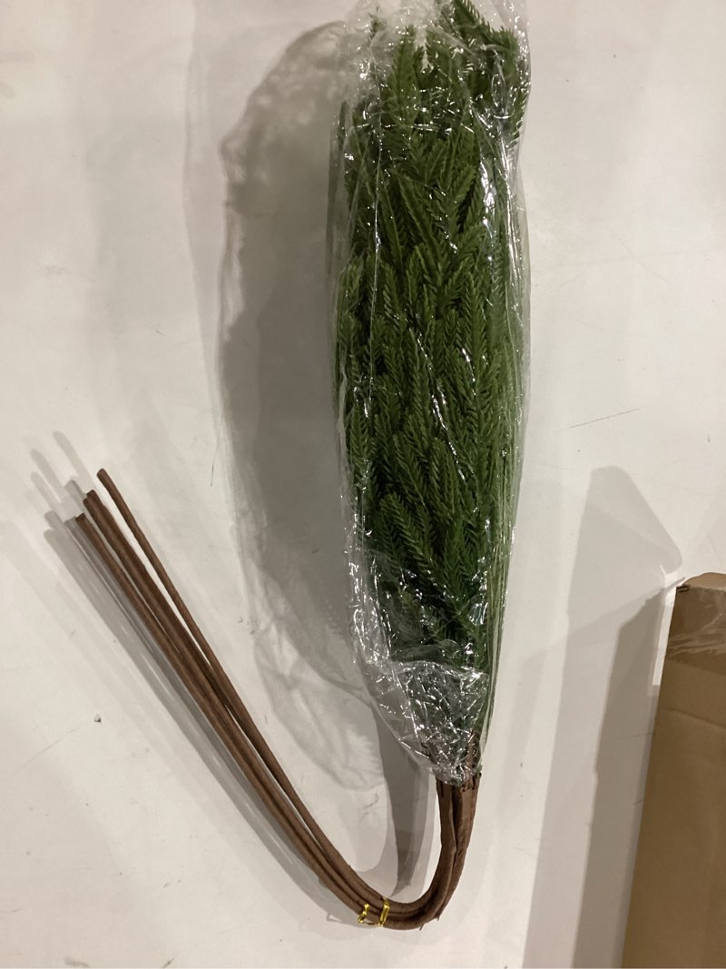 Condition photo showing New/Like New for Giegxin 6 Pcs 36 Inch Real Touch Christmas Cedar Stem Modern Natural Bendable Artificial Greenery Norfolk Pine Branches Faux Fake Greenery Picks for Xmas Vase DIY Crafts Garland Wreath Decoration 6 36 Inch