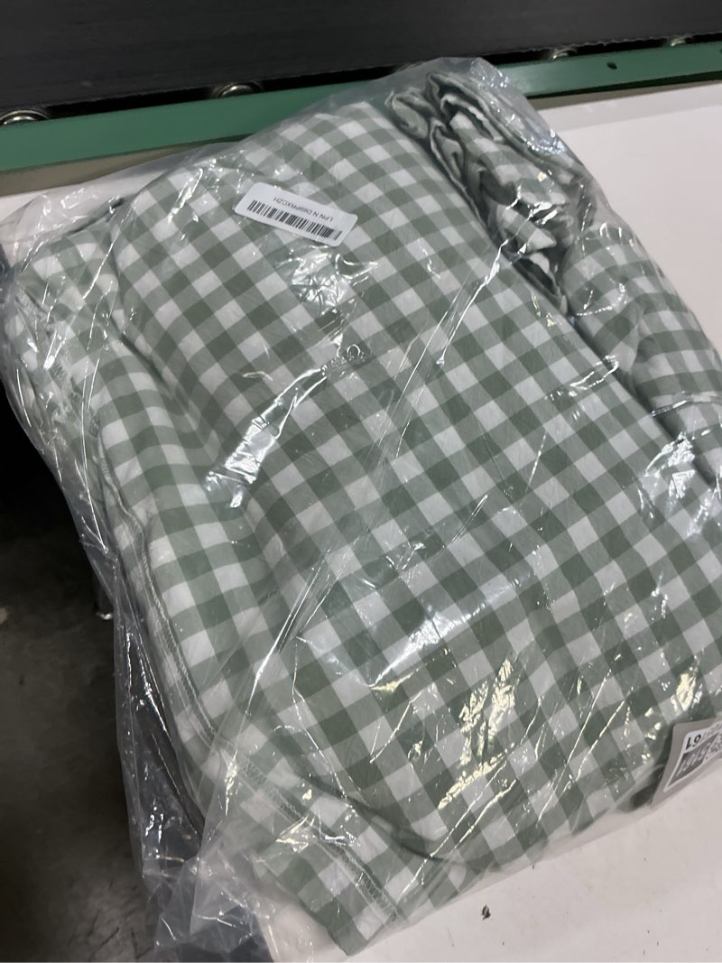 Condition photo showing Good Condition for jiyuan king size duvet cover set, 3-piece classic gingham - 100% washed cotton, linen-like soft & br