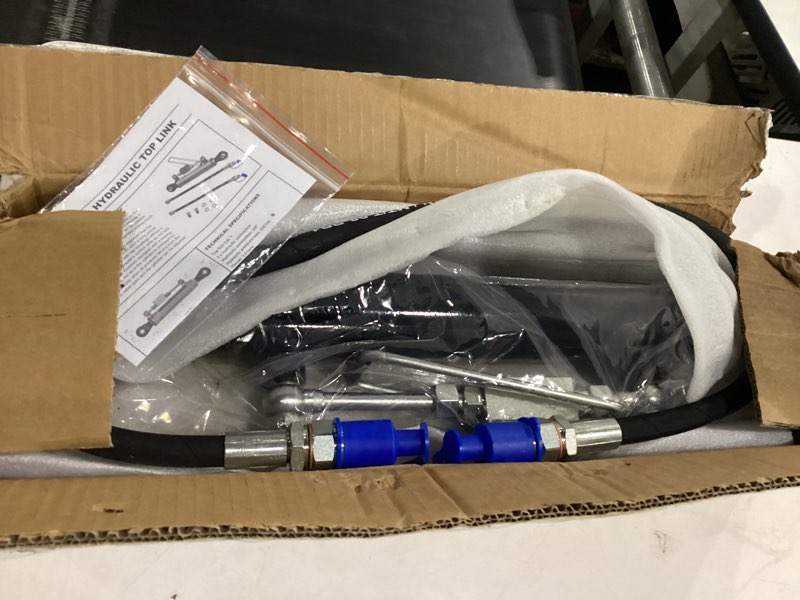 Condition photo showing New/Like New for hydraulic top link cat. 1-1 with locking block 18 1/8” - 26 3/8” with 2 x hose, sph320032 2-way check valve hydraulic cylinder for tractors, excavators