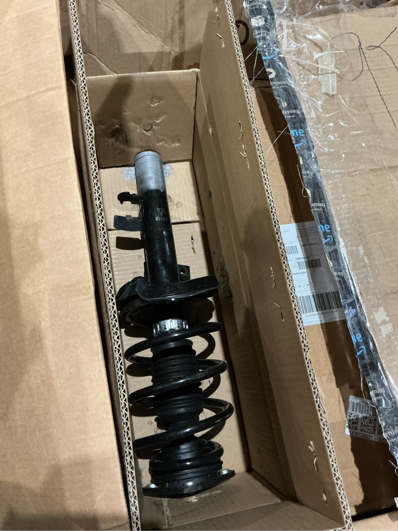Condition photo showing As Is for 172523 172522 front strut assembly for ford, ocpty complete struts spring shocks absorbers fits 2012 2013 for ford for focus quick struts automotive replacement struts amortiguadores-set of 2 2*front complete strut