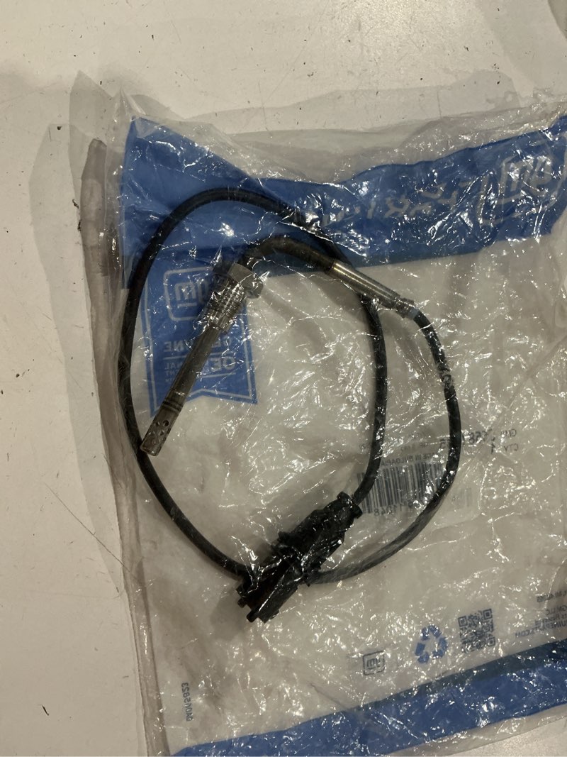 Condition photo showing Good Condition for acdelco gm original equipment 55581035 exhaust temperature sensor