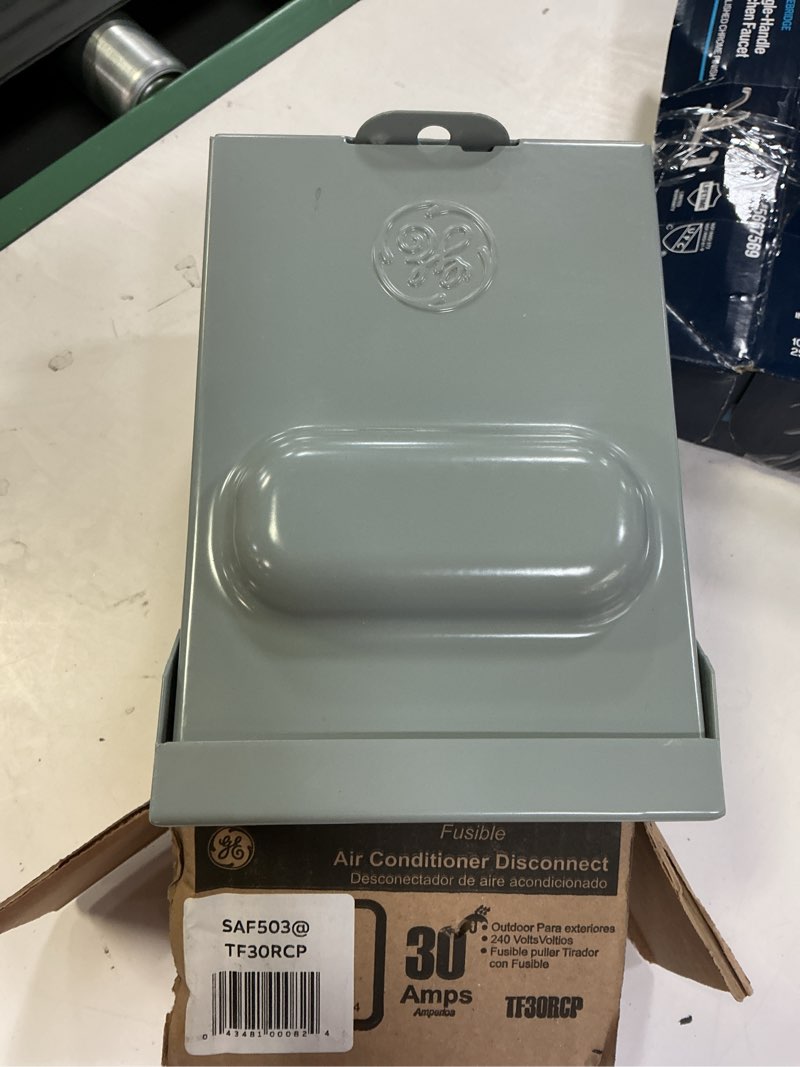 Condition photo showing Good Condition for ge 30 amps fusible 2-pole ac disconnect