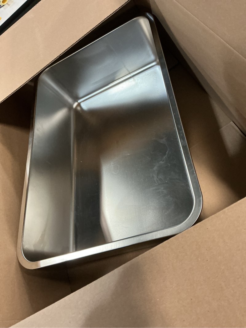 Condition photo showing Good Condition for kirecoo stainless steel cat litter box xl- metal high sided cat pan, large stainless steel box, indoor litter tray, non stick, no smell, easy to clean, pet toilet supplies for kitten, kitty, rabbit 23.43" l x 15.55" w x 5.7" h