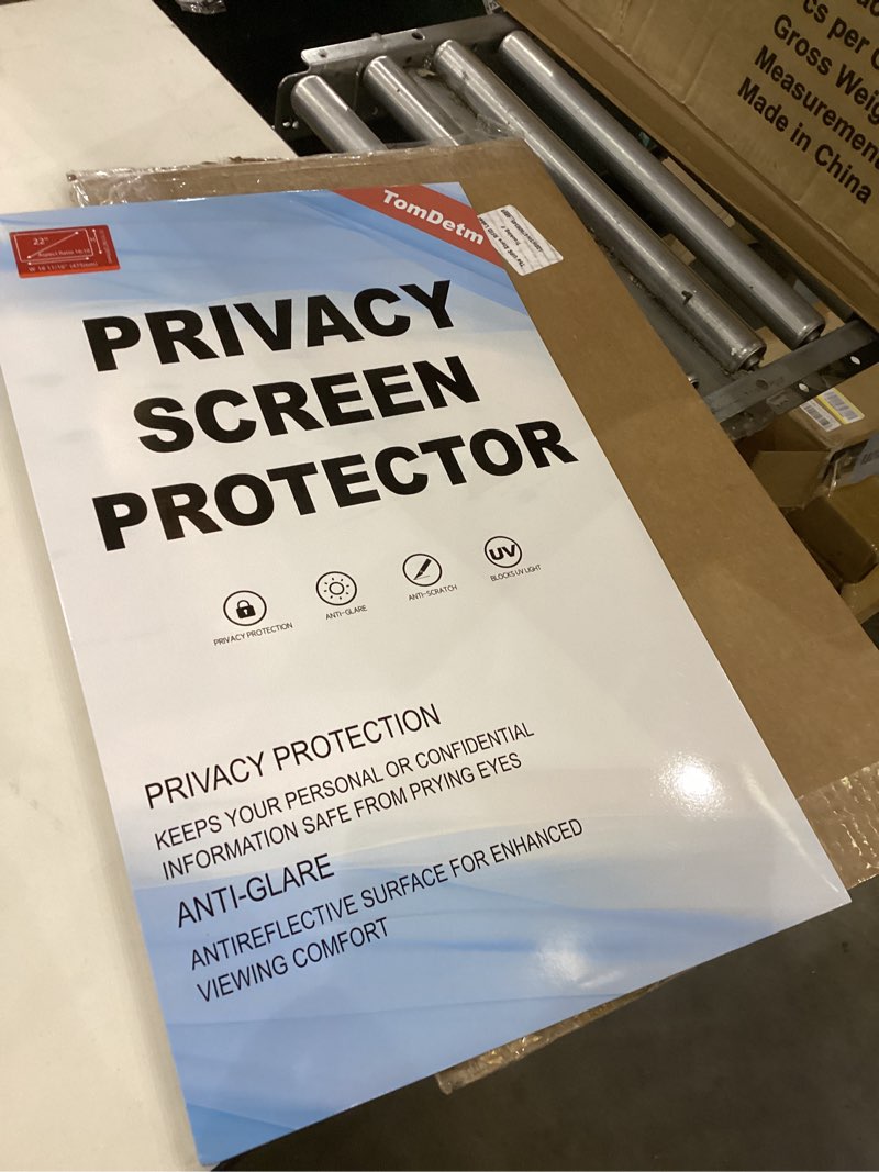 Privacy screen protector