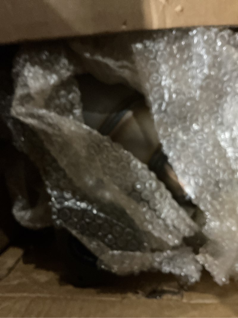 Condition photo showing Good Condition for Catalytic Converters Fit for 2014-2018 Jeep Cherokee 3.2L, for Chrysler 200 3.6L V6 2015 2016 2017 2