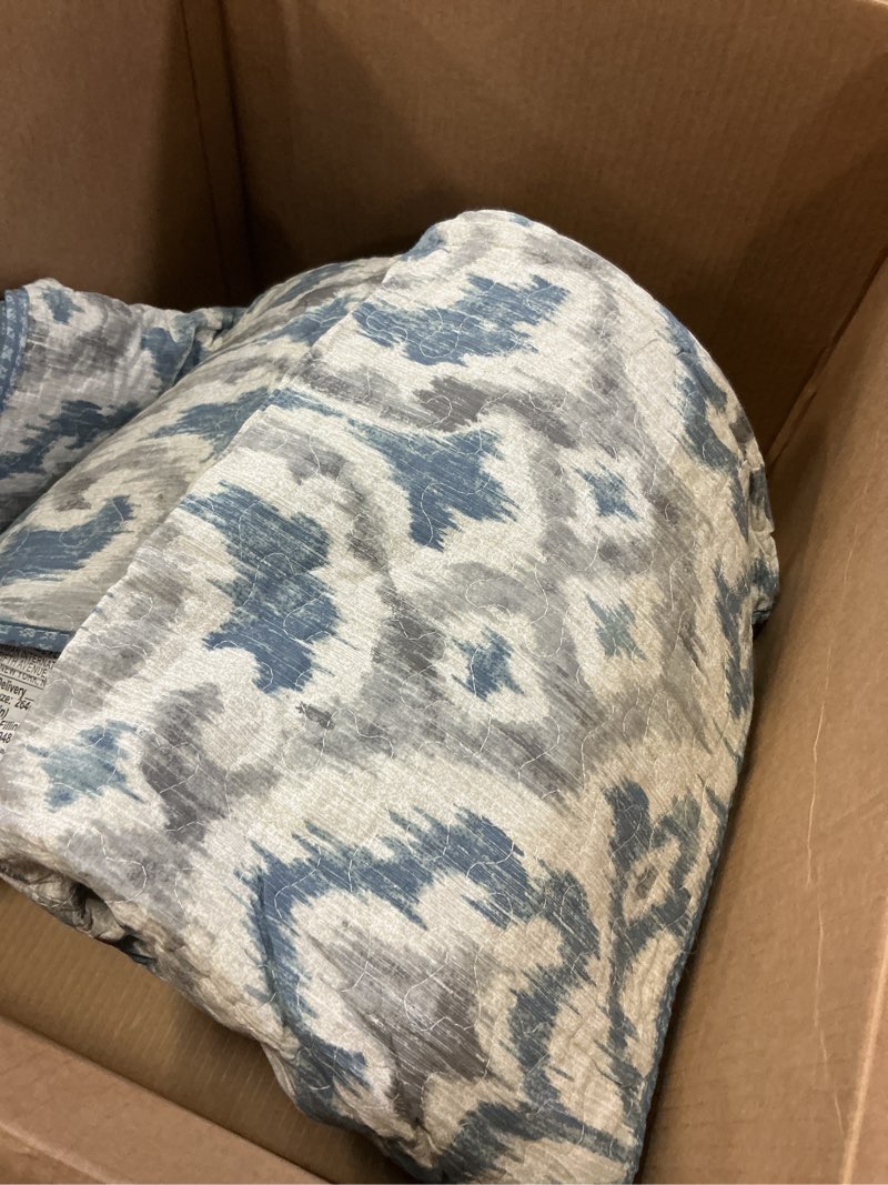 Condition photo showing Good Condition for Tommy Bahama - King Quilt Set, Reversible Cotton Bedding with Matching Shams, Super Soft Bedding Set (Cape Verde Smoke, King)