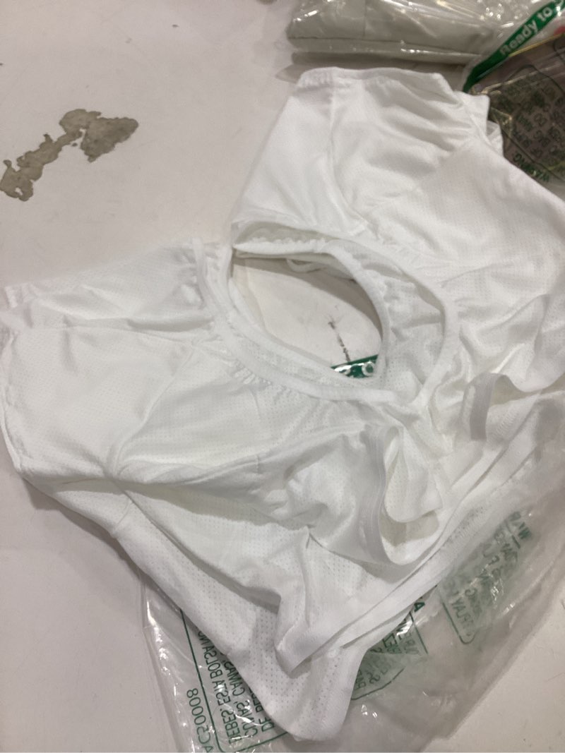 Condition photo showing Good Condition for zhanmai 3 pcs underarm sweat vest armpit sweat proof pads for under armpits underarm proof pads for women large white