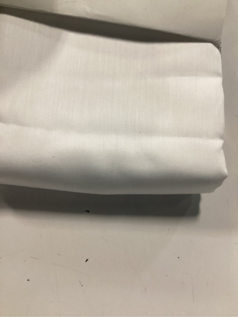 Condition photo showing Good Condition for thread spread 100% egyptian cotton king size pillow cases set of 2 - luxury 1500 series pillow cases king size (white), soft cooling envelope closure hotel quality egyptian cotton pillowcases king pillowcases white