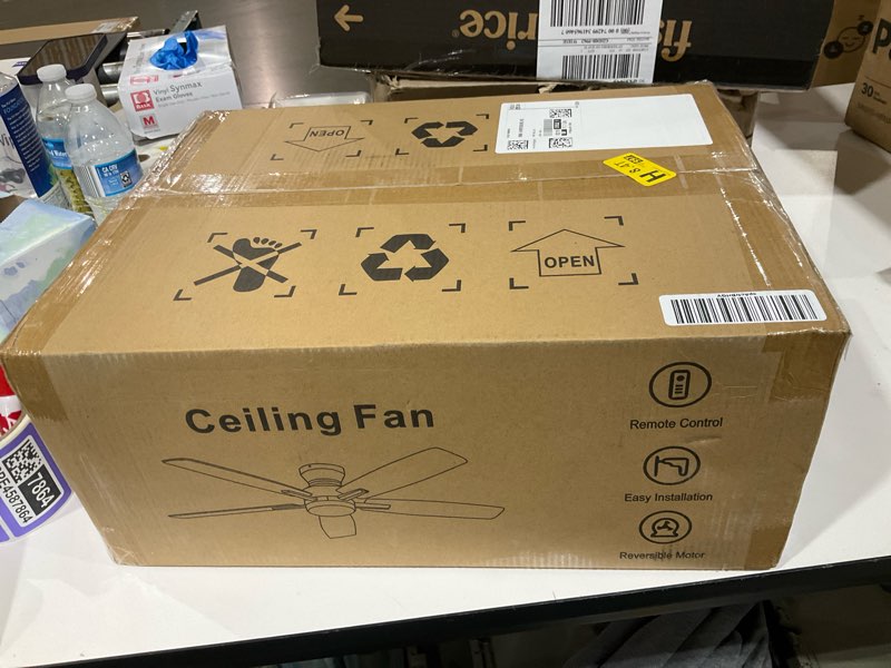 Condition photo showing Good Condition for ohniyou ceiling fans with lights, 52'' low profile ceiling fan with light and remote/app control, modern flush mount ceiling fan for indoor bedroom living room, dimmable, qiuet dc motor, black black 52 inch