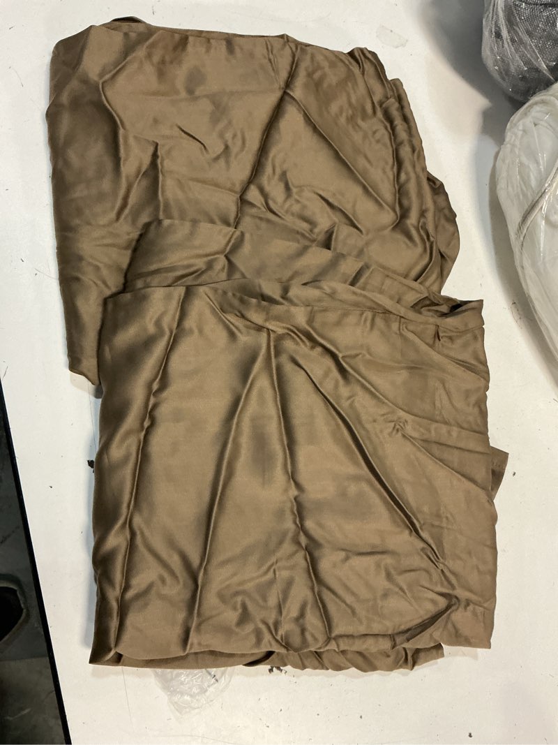Condition photo showing Good Condition for quince bamboo pillowcase set, king, walnut